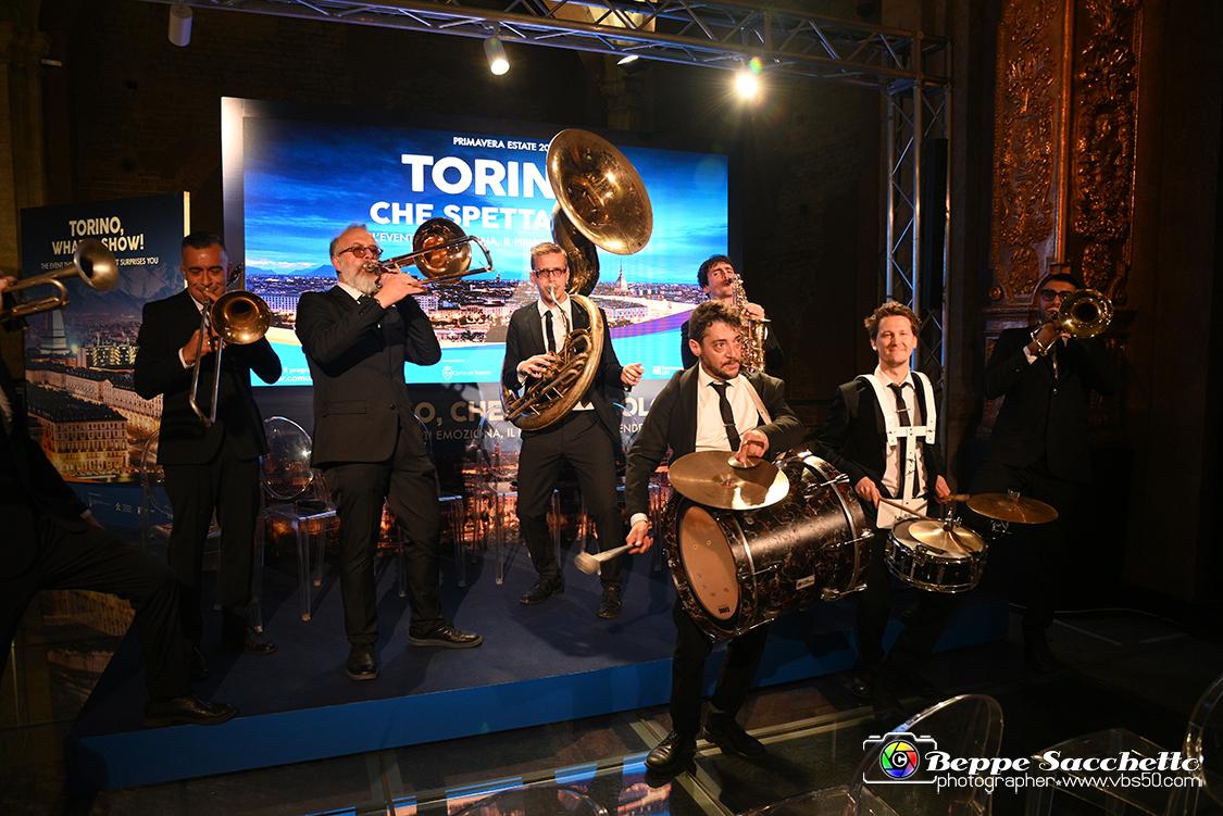 VBS_1772 - Eurovision Media Centre - Fellow, Bandakadabra e Bianco.jpg